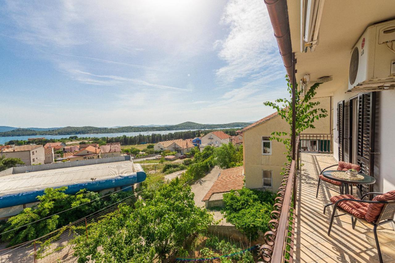 Apartments Dida Frane In シベニク エクステリア 写真