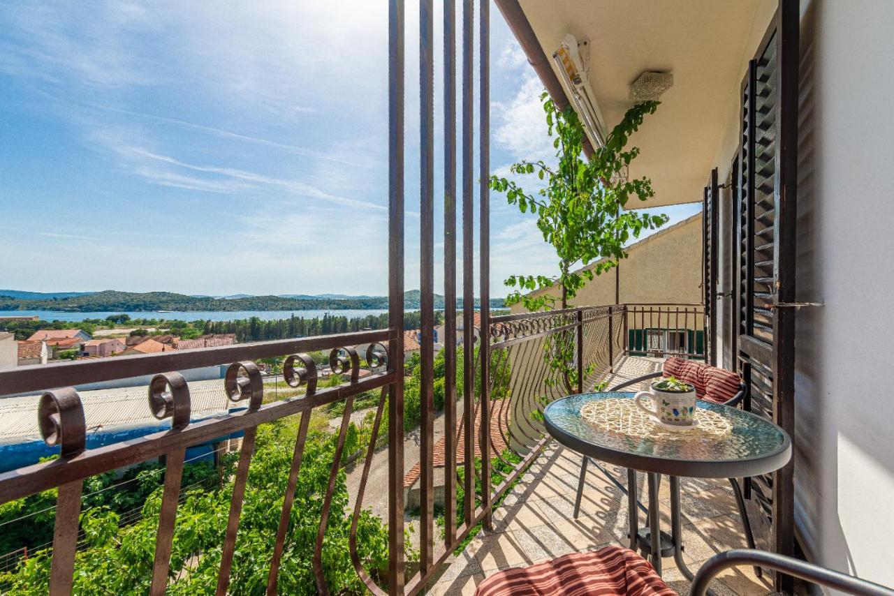 Apartments Dida Frane In シベニク エクステリア 写真